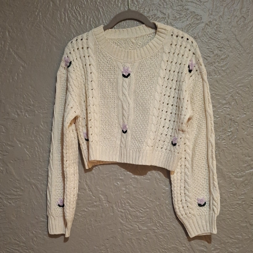 Cream Cable Knit Sweater with Floral Accents - Picture 2 of 9